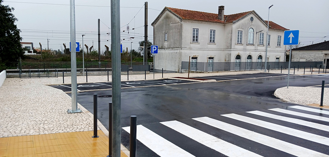 Linha do Norte – Beneficiação do Parque de Estacionamento no Apeadeiro de Formoselha