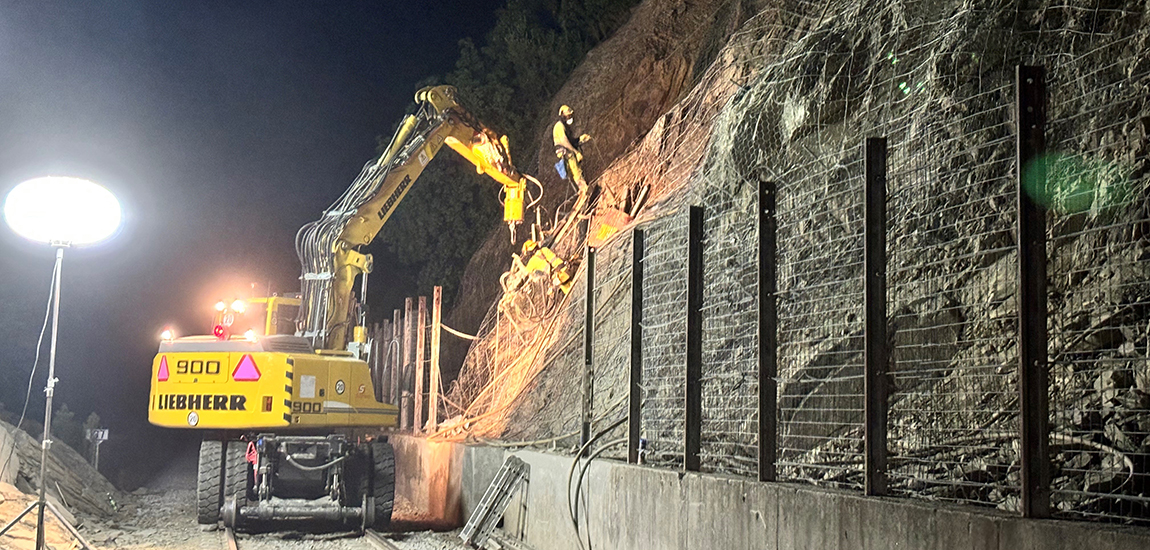 Imagem 4 - Estabilização de taludes na Linha do Douro - Equipamento Ferroviário