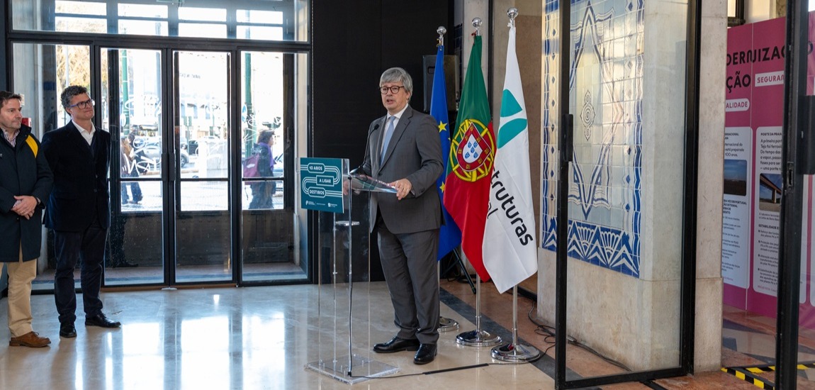 Infraestruturas de Portugal celebra 10 anos com exposição